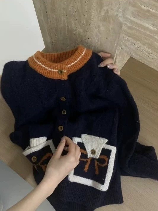 Contrast Color And Versatile Bow Pocket Sweater - Image 8