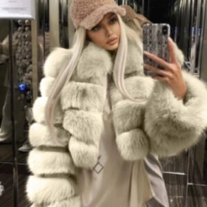 Women's Fur Coat Fox Fur Stitching Short Lapel Long Sleeve Coat
