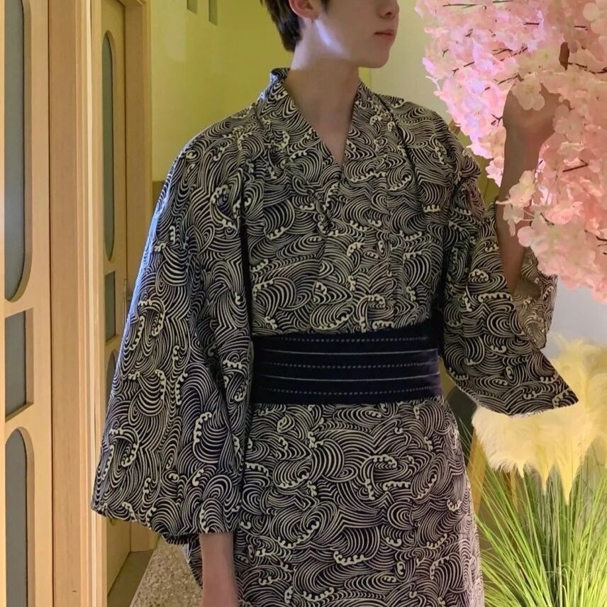 Men's Formal Wear Traditional Japanese Kimono - Image 6